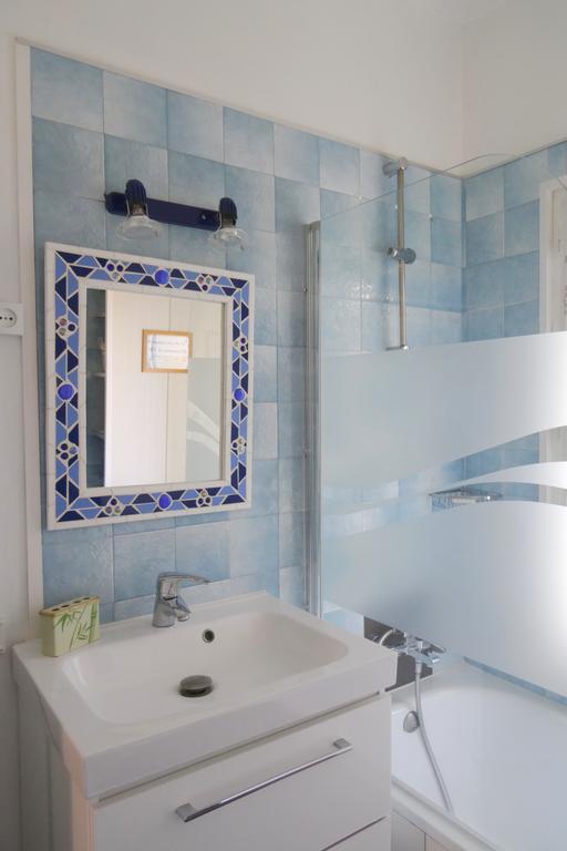 Le Petit Jardin Yoyo Hotel Monts Екстериор снимка