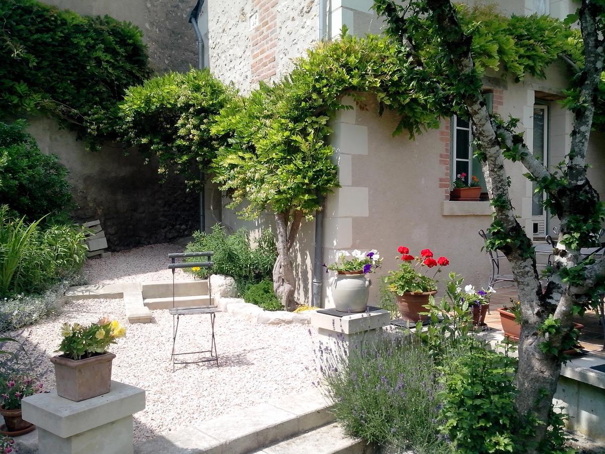 Le Petit Jardin Yoyo Hotel Monts Екстериор снимка