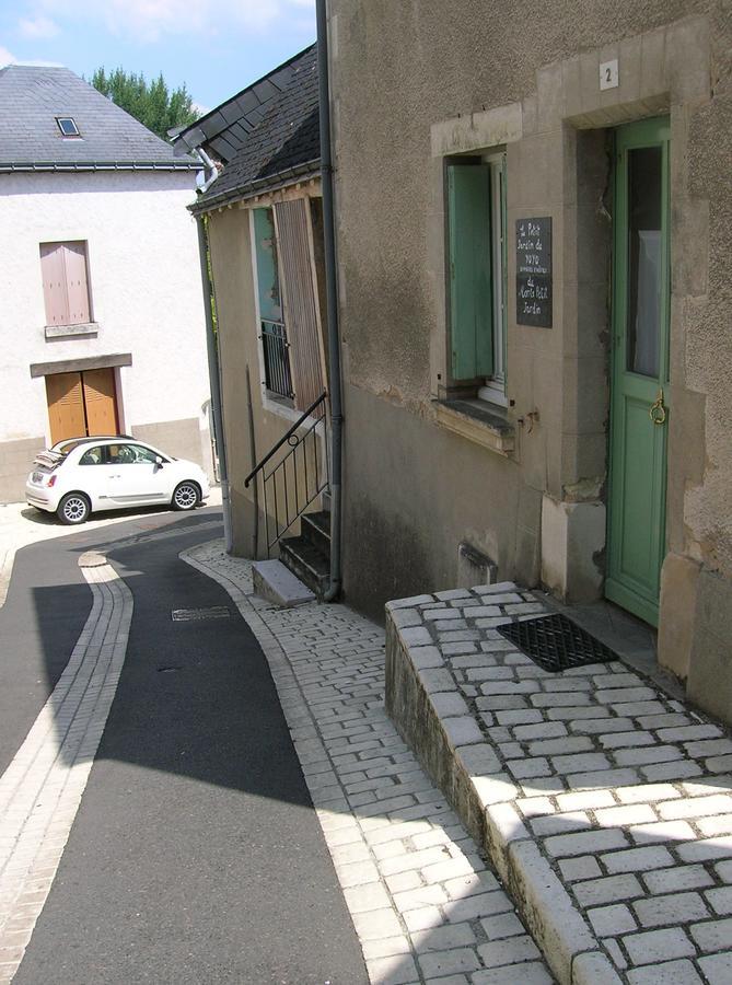 Le Petit Jardin Yoyo Hotel Monts Екстериор снимка