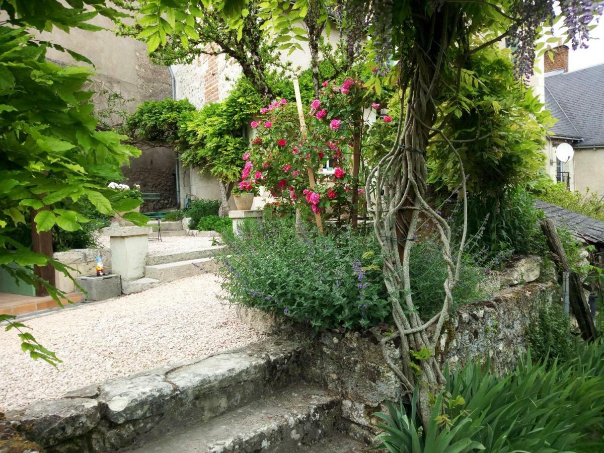 Le Petit Jardin Yoyo Hotel Monts Екстериор снимка